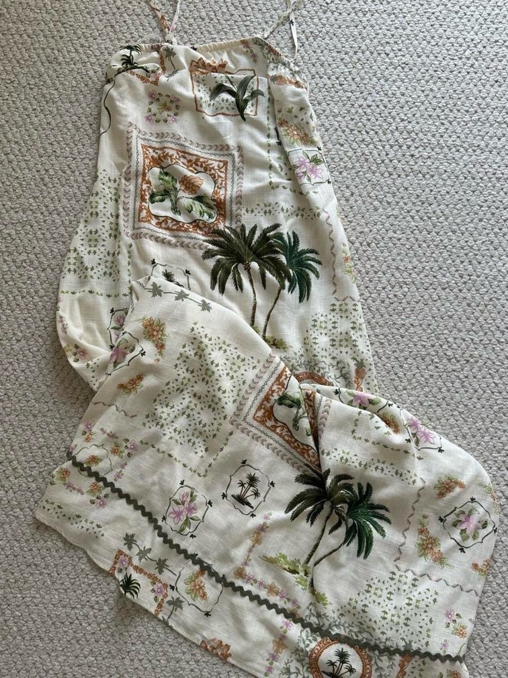 Cream Tropical Print Spaghetti-Strap Maxi Dress